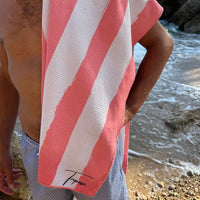 Serviette de piscine corail rayé blanc microfibre gaufrée