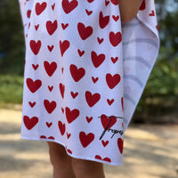 Poncho de plage enfant motifs coeurs rouges microfibre Tropesa