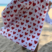 Poncho de plage motifs coeurs rouges microfibre Tropesa