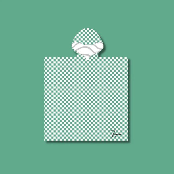Poncho enfant damier vert – doux & pratique