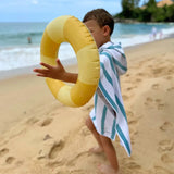 Poncho enfant rayé vert et blanc – léger & anti-sable