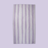 Serviette de plage rayée violette et blanche Rachel – Microfibre
