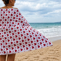serviette de plage motifs coeur rouge microfibre Tropesa